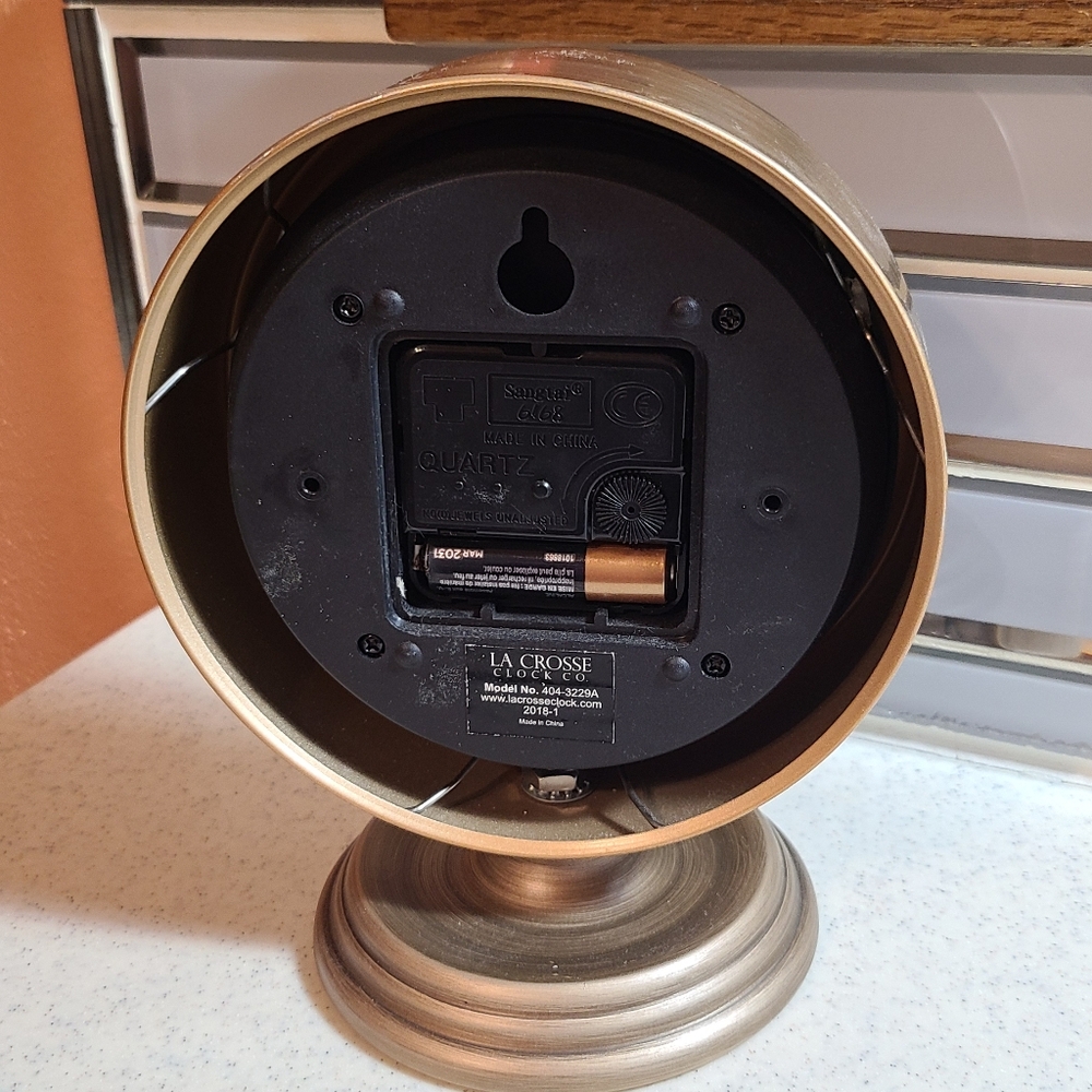 LaCrosse Table Clock - Picture 8 of 13